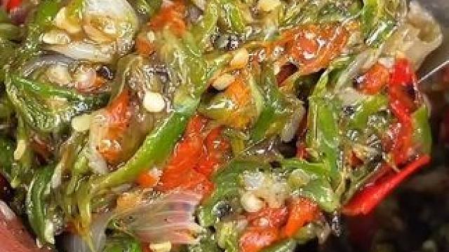 泰式酸辣️黄花藺沙拉 #美食 #泰国美食 #户外美食 #内容启发搜索