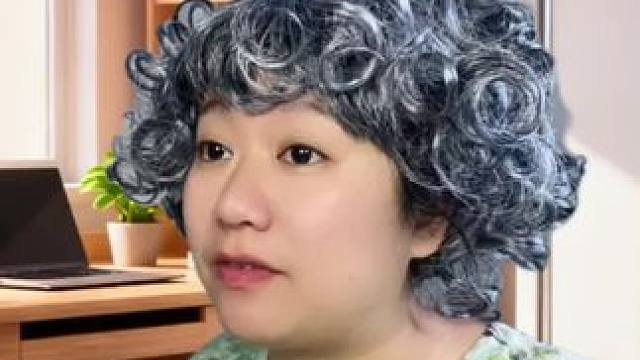 每个小孩都有银手镯吗？