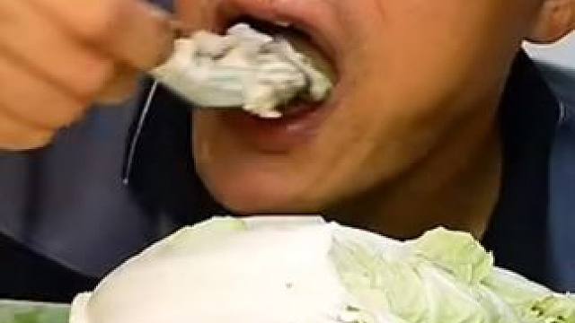 大白菜炸圆葱刺身生蚝肉