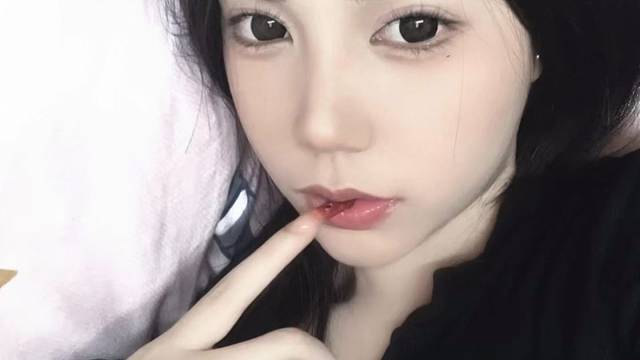 该怎么得到你，麻袋还是甜言蜜语，出来看星星么，不看星星也行，你先出来