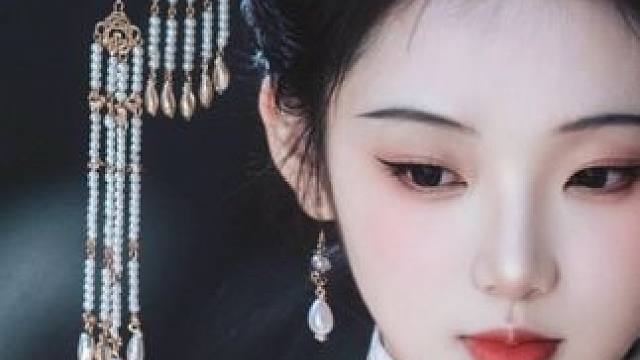 小曲一响又想起我在宫里当值的日子 #ai #ai写真 #古风 #国风古韵