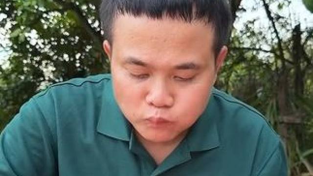 苦苦辣辣的酱汁️味道很浓 泰国美食