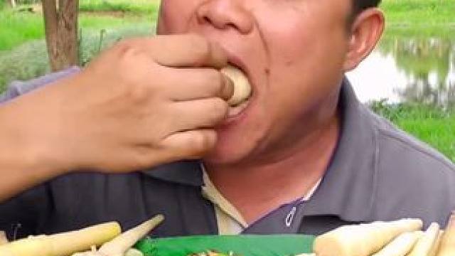 鲜嫩泡椒笋酸辣️木瓜丝小鱼虾 内容启发搜索 泰国美食