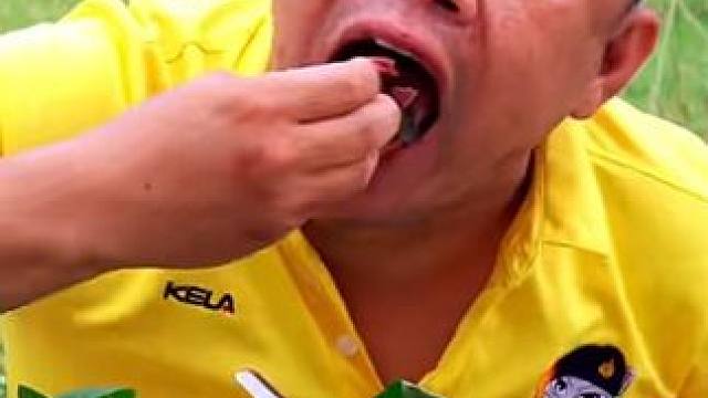 辣椒蘸水️鲜毛肚鲜牛肝