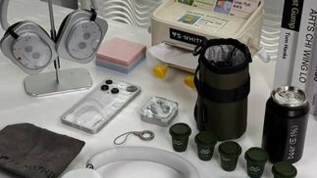 收到了Nothing的一大波新品！ 「Nothing × SLAB TOWN 联名中秋礼盒」、 Ea