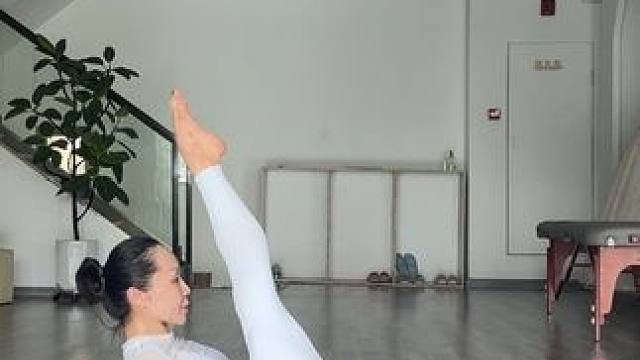 臀腿控制训练#核心力量 #臀腿训练 #普拉提 #减脂塑形