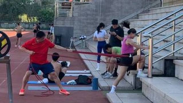 华东师范大学体育与健康学院和莆田第二中学，教学实践基地对于莆田二中学学生实践能力和综合素质培养的重要