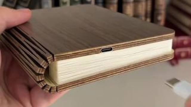 还是挺有氛围感的~ #玩个很新的东西 #小夜灯