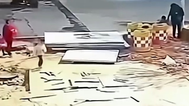 我就想知道，她为什么要去揭开那块板[捂脸]