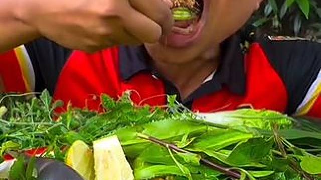 新鲜木蝴蝶配上酸辣️拌生鱼