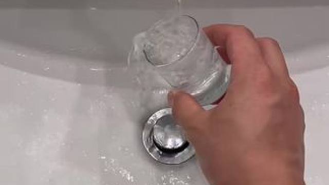 用这个吓吓我的舍友们哈哈~ #玩个很新的东西