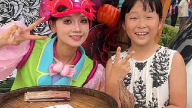 快来上海海昌海洋公园和300名NPC对决，每个游戏都超好玩！还能赚银票换礼物！