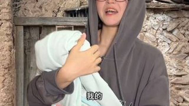 舍友居然成来我奶奶  #意想不到的结局  #小艺的生活记