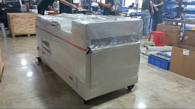 白墨烫画抖粉机准备出货