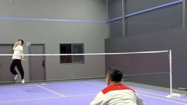 三个细节、轻松接杀挑后场 #羽毛球 #川崎阿尔法  #超轻进攻拍