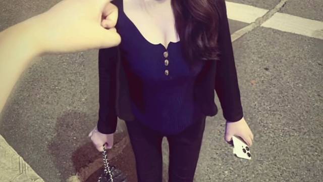 那天看着你的眼睛 我蒙逼了兄弟 好喜欢你呀