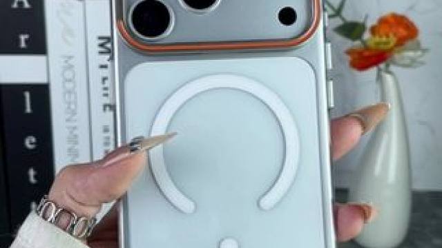 苹果17ProMax镜头支架手机壳，磁吸牢固，超薄防摔不发黄 #苹果17手机壳#苹果17pro手机壳