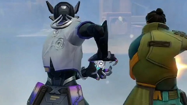 很难想象有的人是把别人变成满血拉进去单挑