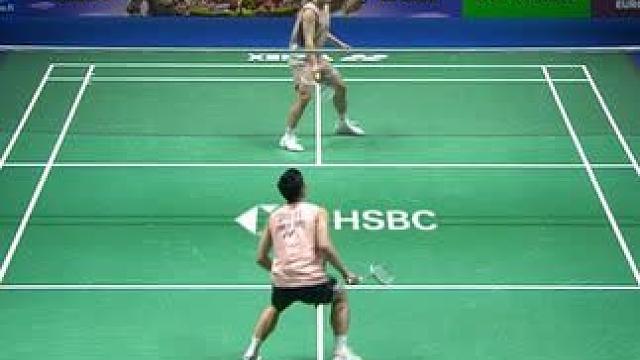 周天，成了！周天成击败昆拉武特夺得赛季首冠！#北极羽毛球公开赛 #周天成 #羽毛球