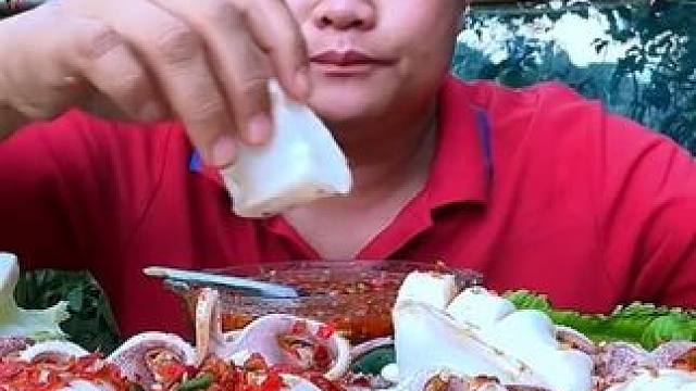 鲜辣️的大墨鱼搭配脆嫩小豆角 泰国美食