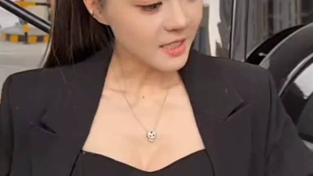 车和她，你选一个加满