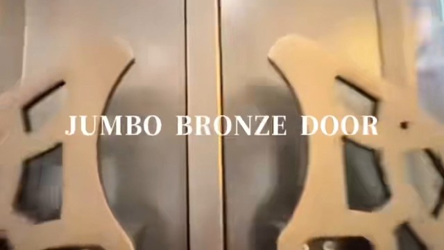 圆弧顶铜门，法式风情的诗意表达#中宝天一铜门 #别墅门 #铜门 #上海