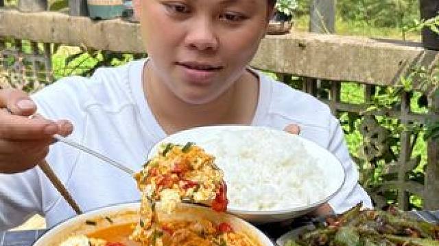 今天简单做了几个美味的家常下饭菜 