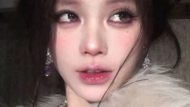 我性格恶劣，但是胜在脸太美。 #分享妆容 #美丽坏女人 #清冷感 #氛围感 #高级感