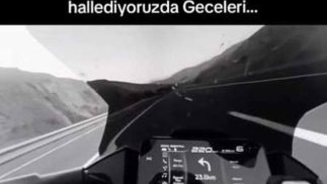 这土耳其人是一骑上摩托就解锁车神属性吗！#675sr #老外真会玩 #国外合法拍摄国内请勿模仿 #国