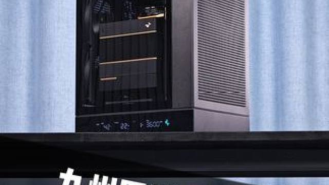 第一视角装机 ‘我’是真能装哦！迷你无光 5090小主机！ #