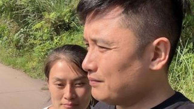 虽然老房子早已物是人非 但是我还是想好好打理一下，因为那时，这里也曾住着幸福的一家四口