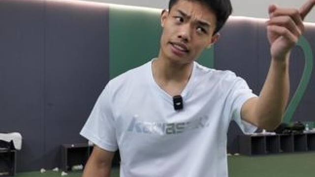 打球的秘密被发现了！ #羽毛球 #内容太过真实 #泰昂小羽宝 #泰昂蒸球器#运动