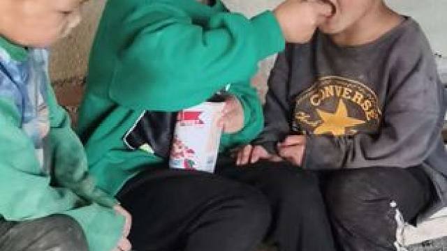 孩子们挺喜欢吃八宝粥。