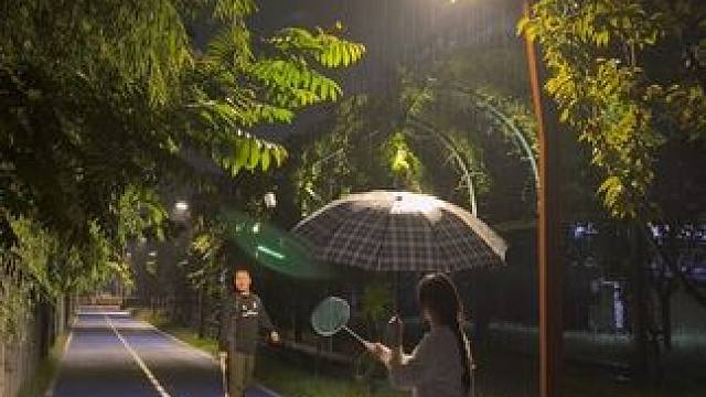 “故地重游，时间是爱情最好的见证者”