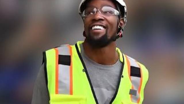 普通人如果去NBA打工，能做什么工作？能赚多少钱？