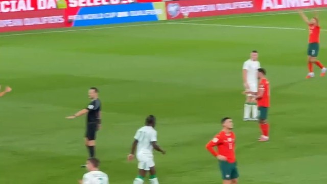 已经到了这个级别了 对待比赛还是那么认真