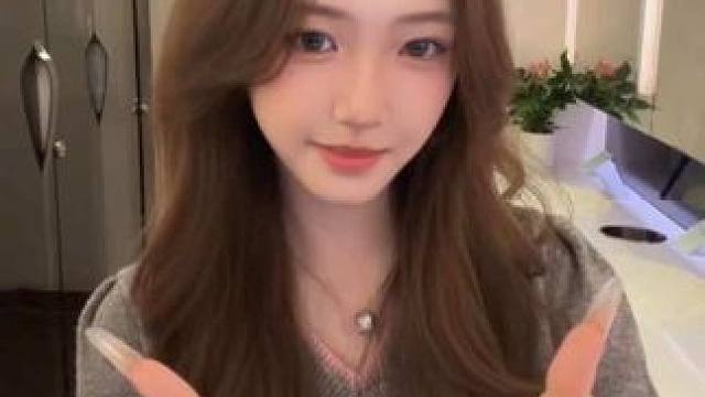 悄悄做个梦给你 甜妹