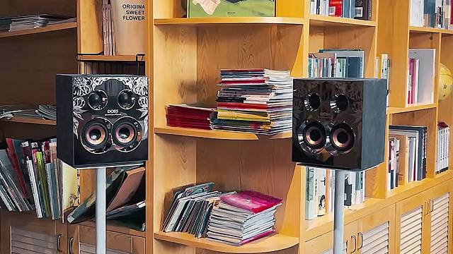 人声干净无杂质，包围感满满超享受