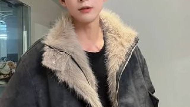 东北雪国既视感 #男生穿搭 #座山雕外套 #普通人的秋冬硬核穿搭