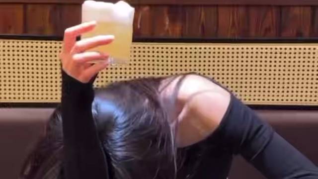 奥，没有哥哥，奥，没有哥哥～