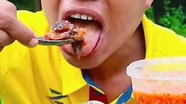 剁椒辣酱️刺身大毛蛤 #美食 #美食 #户外美食 #泰国美食 #内容启发搜索