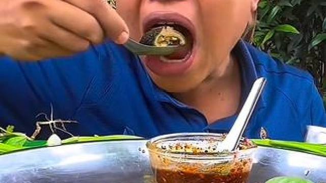 辣椒蘸水️咖喱煮毛肚边