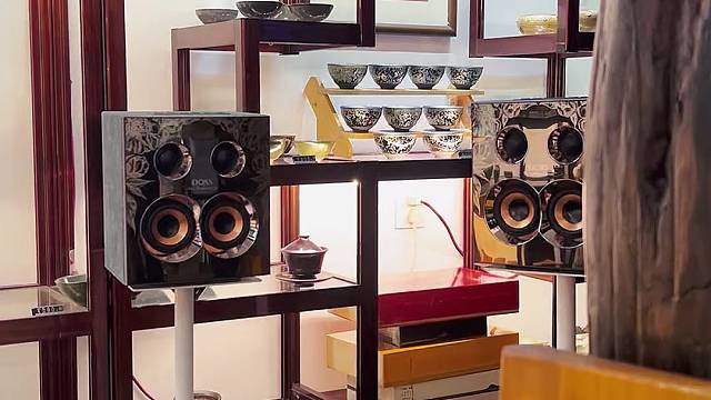 全景声动态声场优化解锁客厅！不管布局如何，音乐层次感都超到位