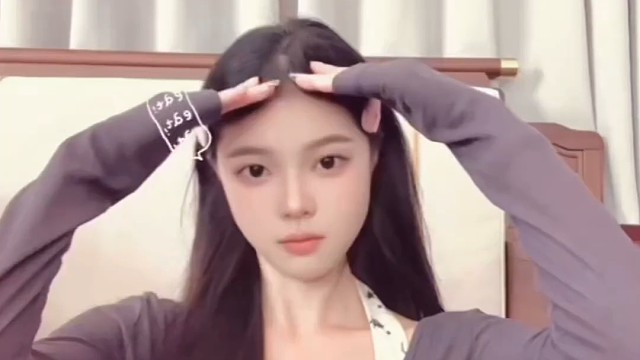 降温了 天气冷 女的加衣 男的加我