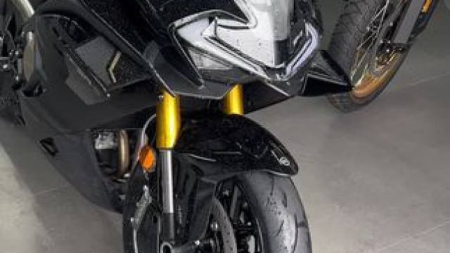 重庆首台待租春风750SRS就是慢慢骑机车。