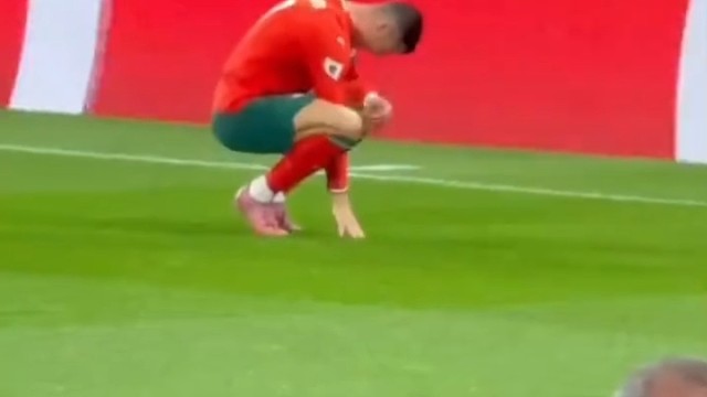 为啥小时候特别喜欢梅西越大了越上年纪反而被c罗吸引