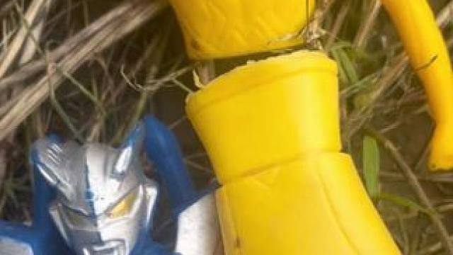 不好了怪兽又把奥特曼给打伤了#儿童玩具#好玩的玩具#奥特曼玩具