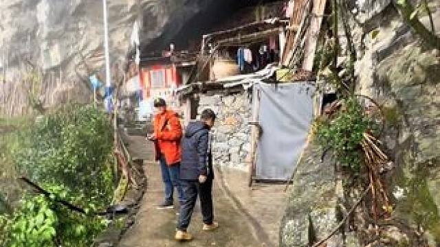 我家都这条件了，你们还想来偷鸡