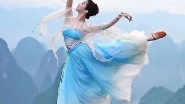 我只知道第一次是偶然，第二次是必然，第三次是命中注定。 #命中注定我爱你 #命中注定我爱你舞蹈 #翻