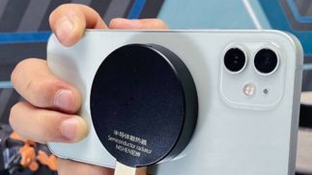 只要一桶水，就能给手机降温一整天